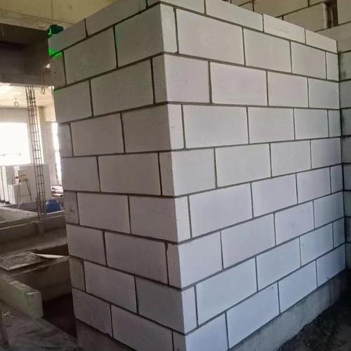 加气砖作为一种环保,节能的建筑材料,其生产过程对于环境的影响和可